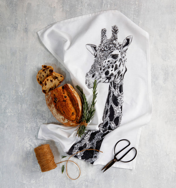 Maxwell & Williams Marini Ferlazzo Plate - 20cm African Giraffe image 1