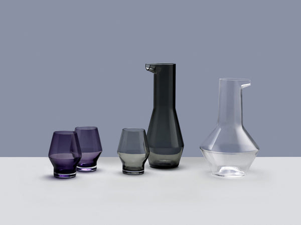 Nude Beak Wine Decanter (Clear) image 1