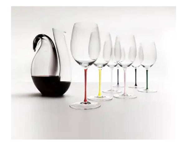 Riedel Fatto A Mano Old World Pinot Noir Green image 2