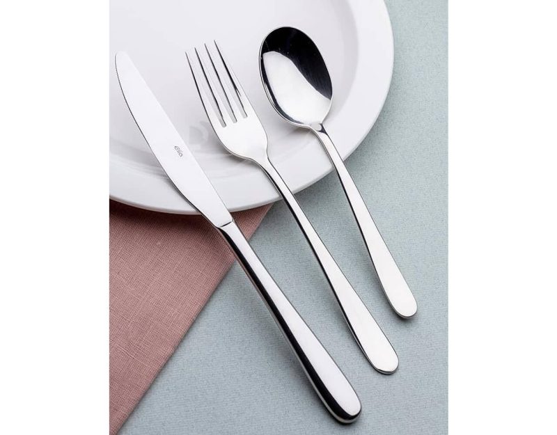 Elia Zephyr 60 Piece With Canteen