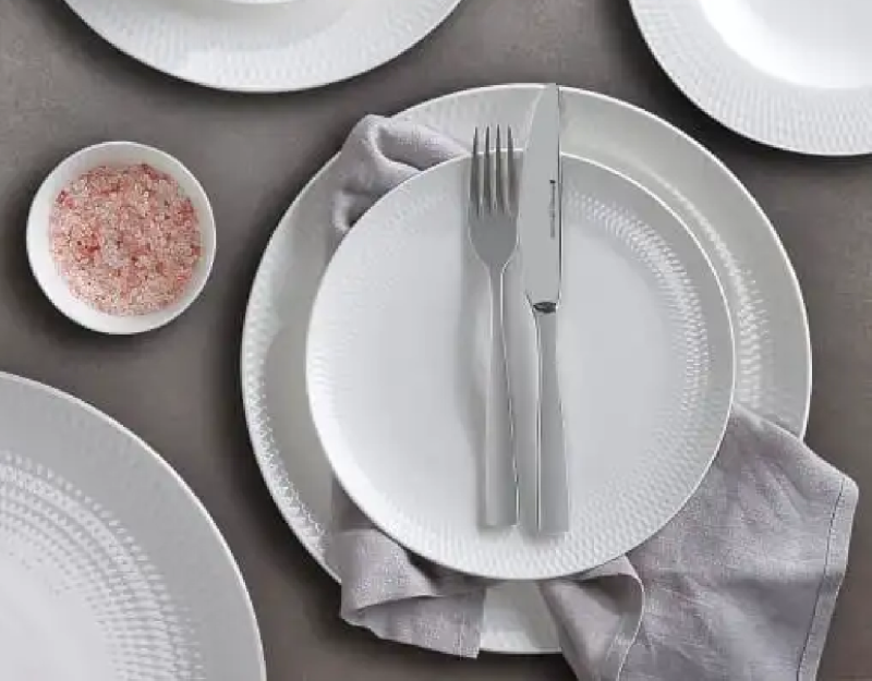 Maxwell & Williams White Basics Diamonds Dinner Set 12 pc Gift Boxed