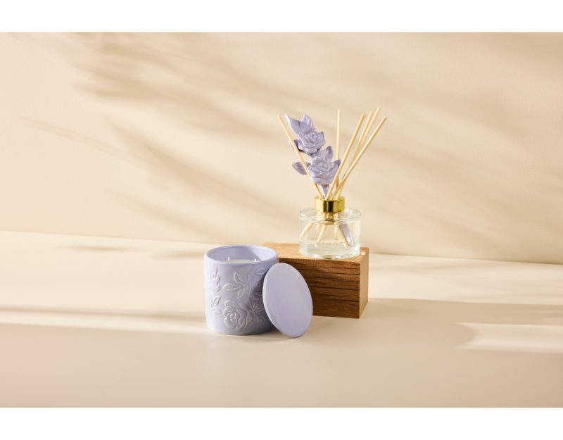 Maxwell & Williams Love Anna Botanika Fragrance Candle 290g Native Rose Gift Boxed